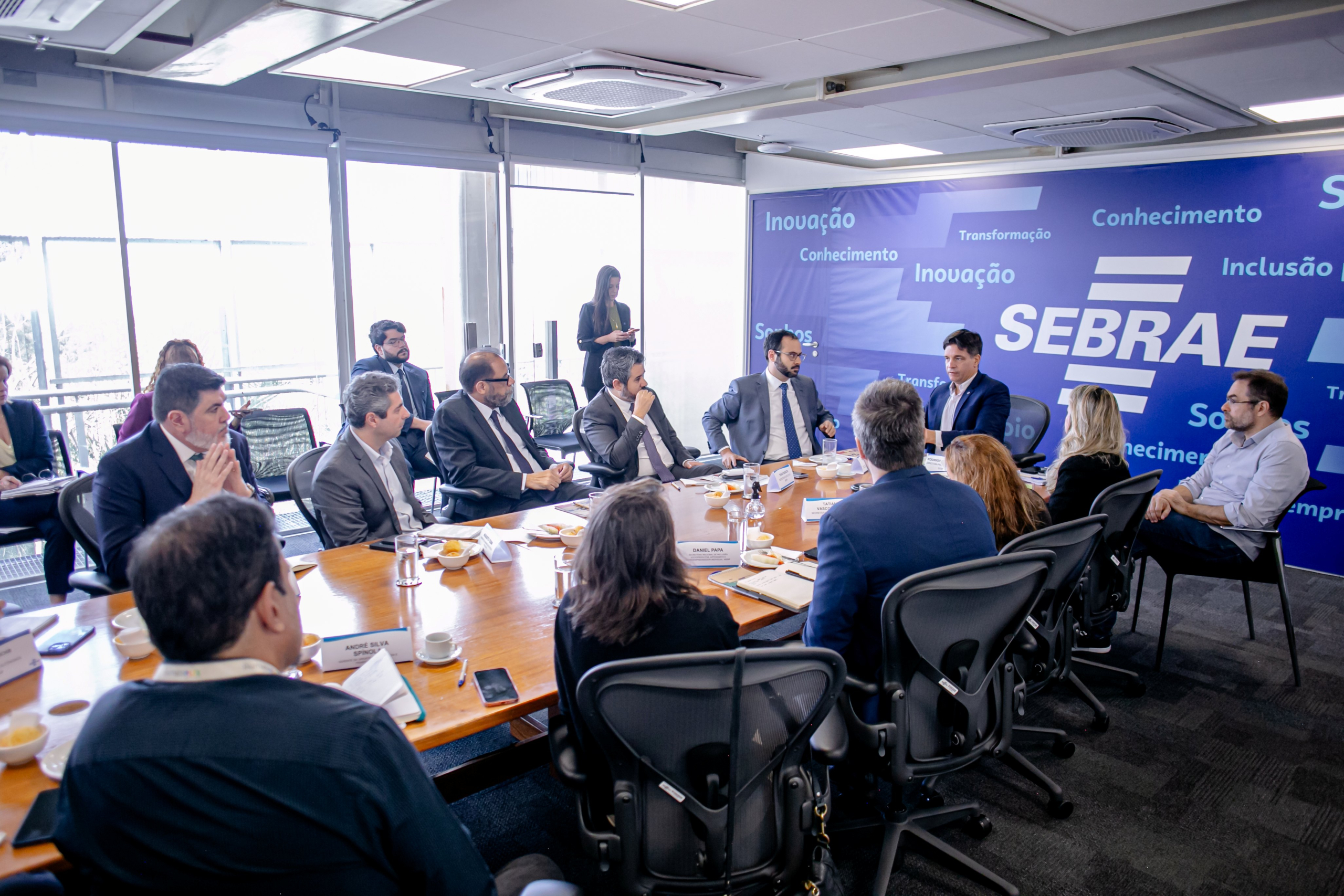 Parceria irá fortalecer Contrata+Brasil, plataforma que já reúne 11 mil pequenos negócios